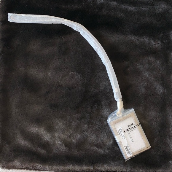 NEW! COACH Lanyard ID Cardholder, Sig. Canvas & Leather, Lt. Khaki/Chalk, NWT! - Picture 4 of 15